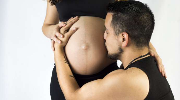 孕妇散步好处多,但一定要注意以下几点 孕妇散步好处多,但一定要注意以下几点